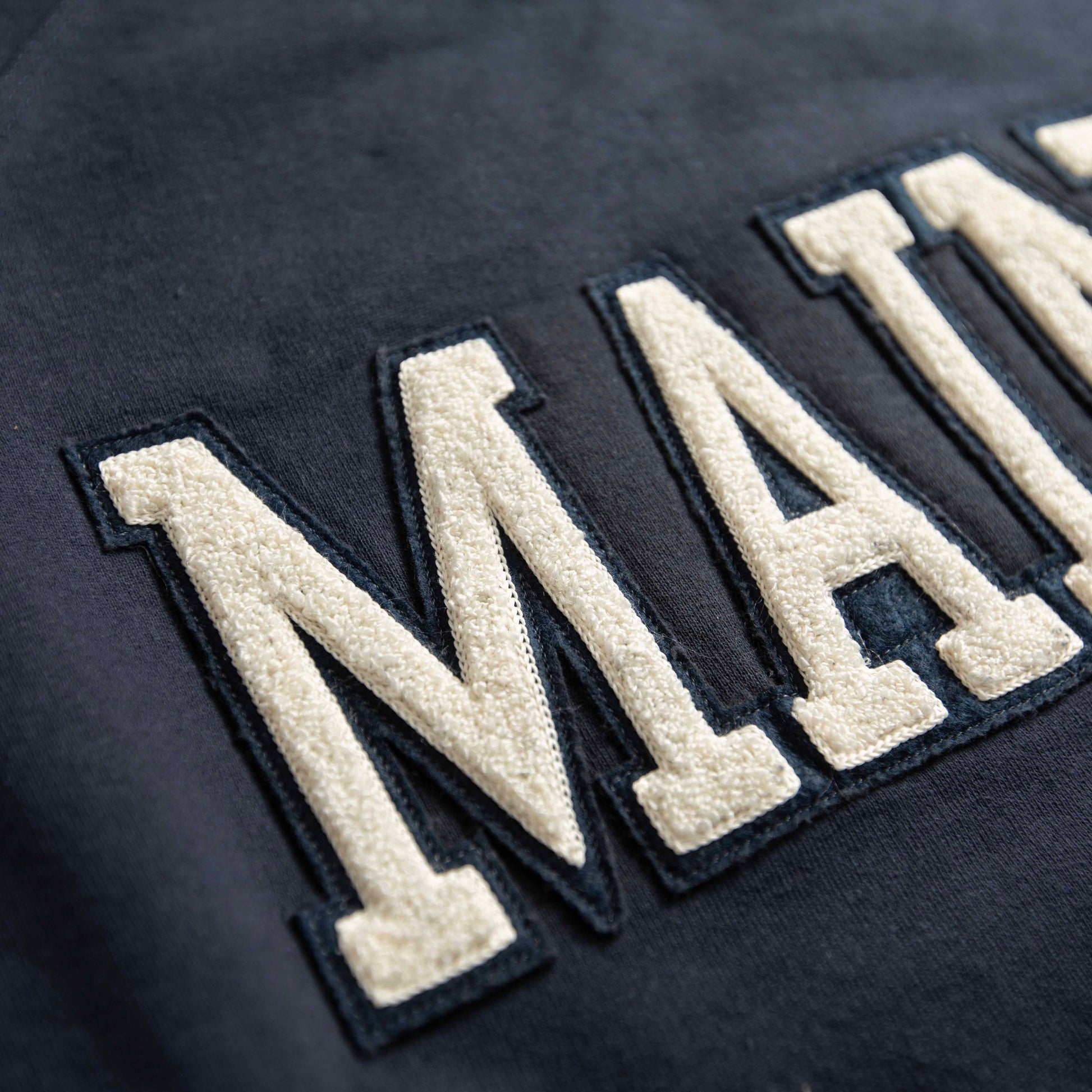 sebago world " MAINE " crewneck