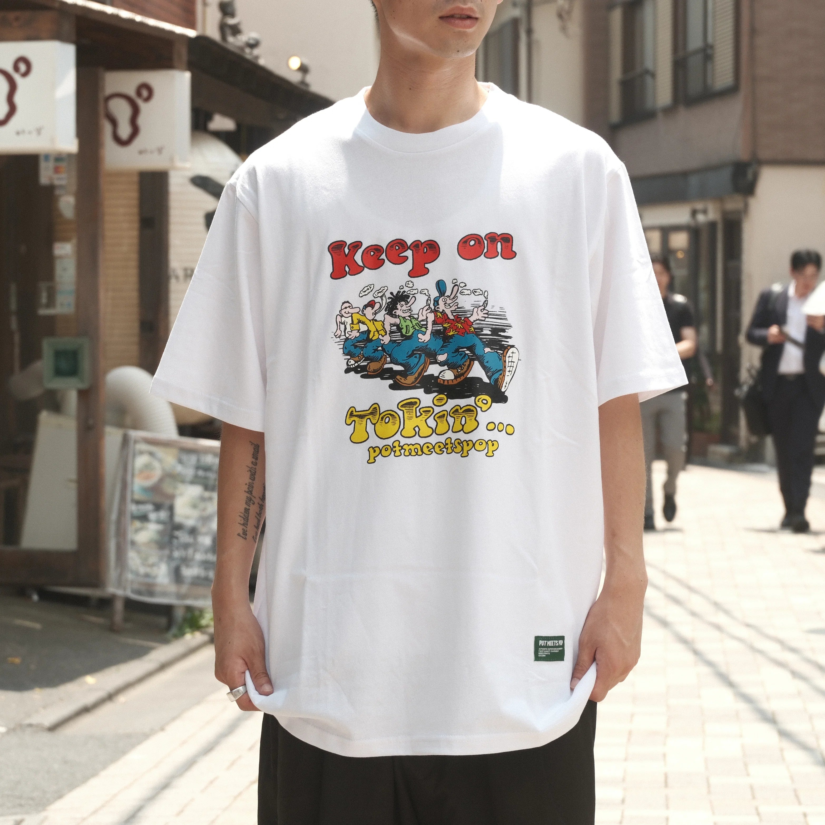 POT MEETS POP KEEP ON TOKIN TEE WHITE