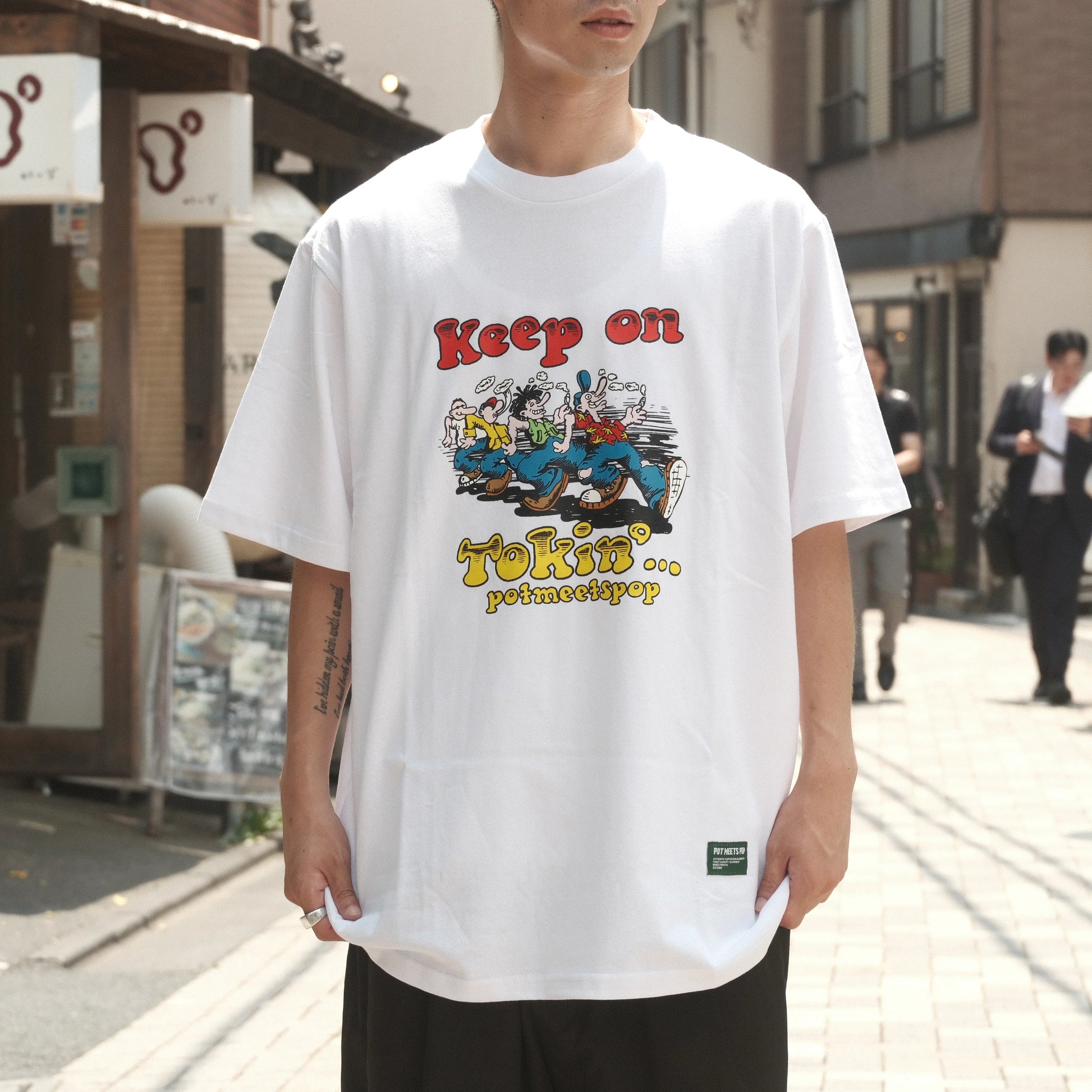 POT MEETS POP KEEP ON TOKIN TEE WHITE
