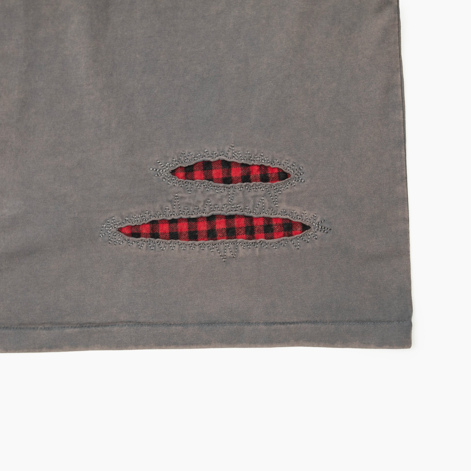 BLACKOUT THRASH T SHIRT BA26-SS1139