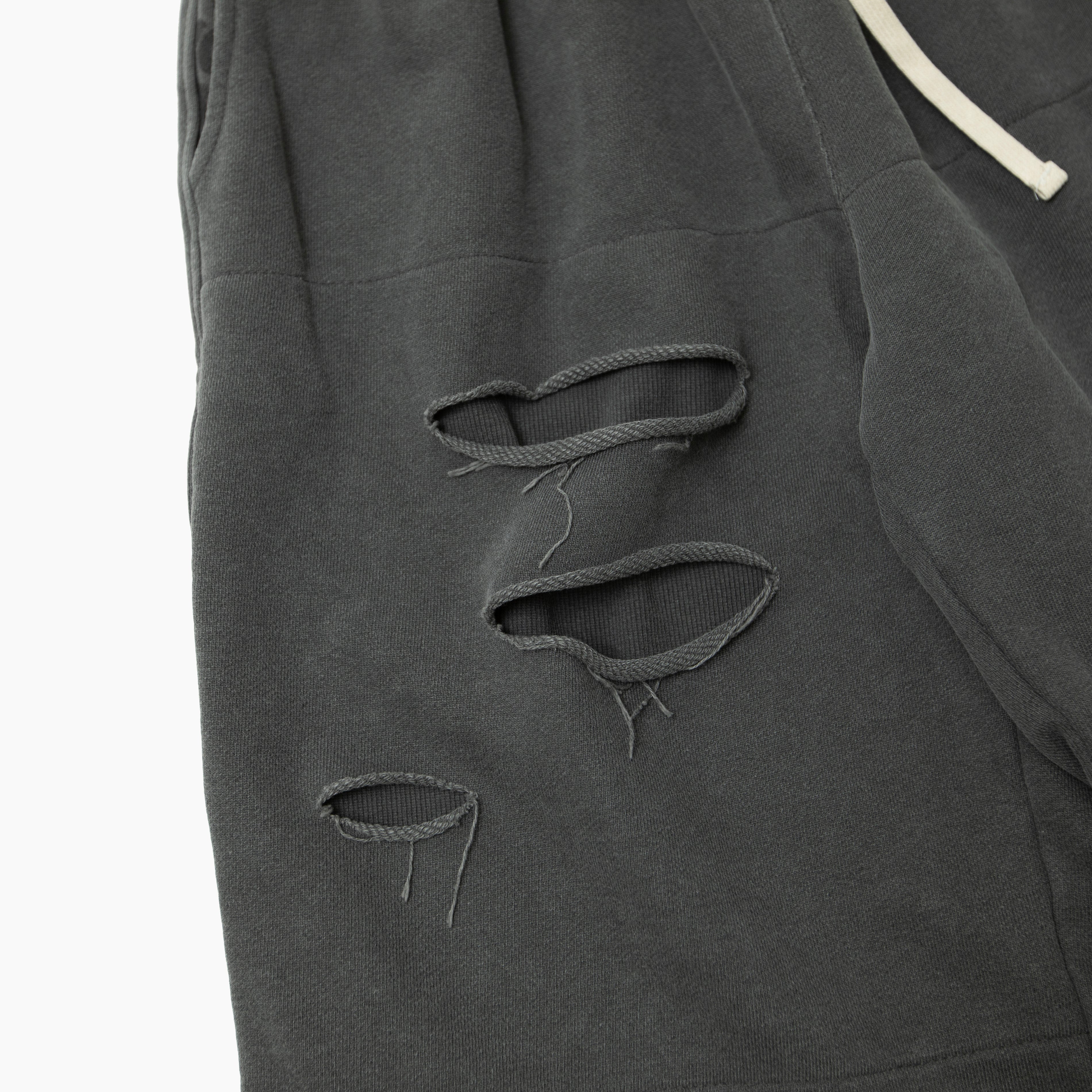 BLACKOUT CREED SHORTS BA26-SS1121