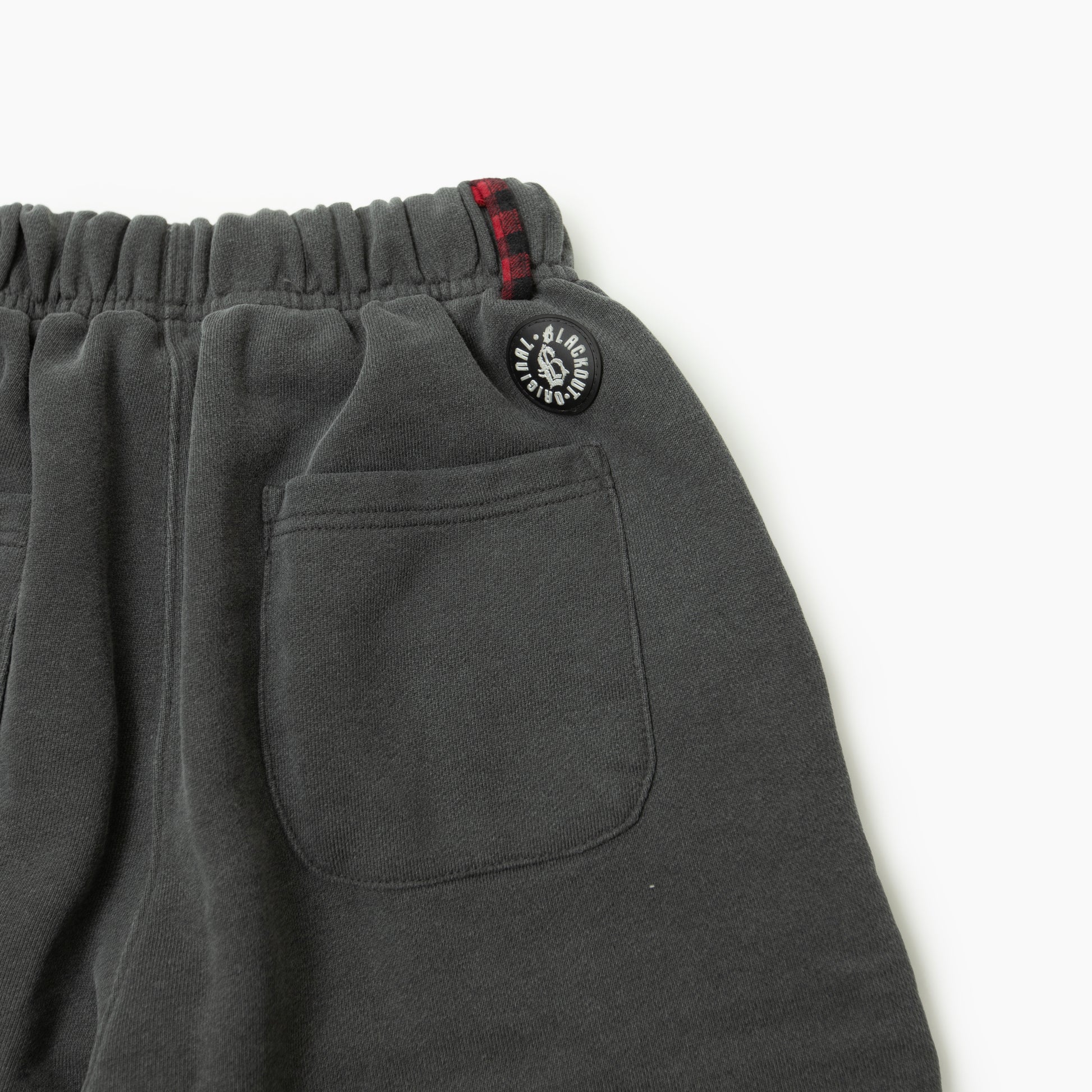 BLACKOUT CREED SHORTS BA26-SS1121