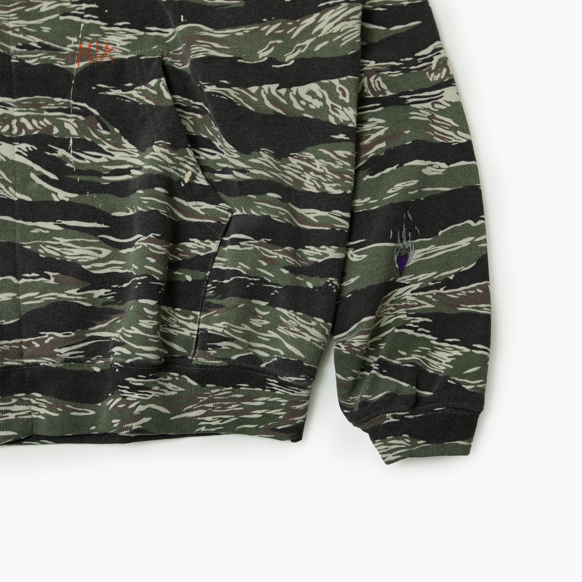 BLACKOUT Tiger hood zip BA26-SS1131