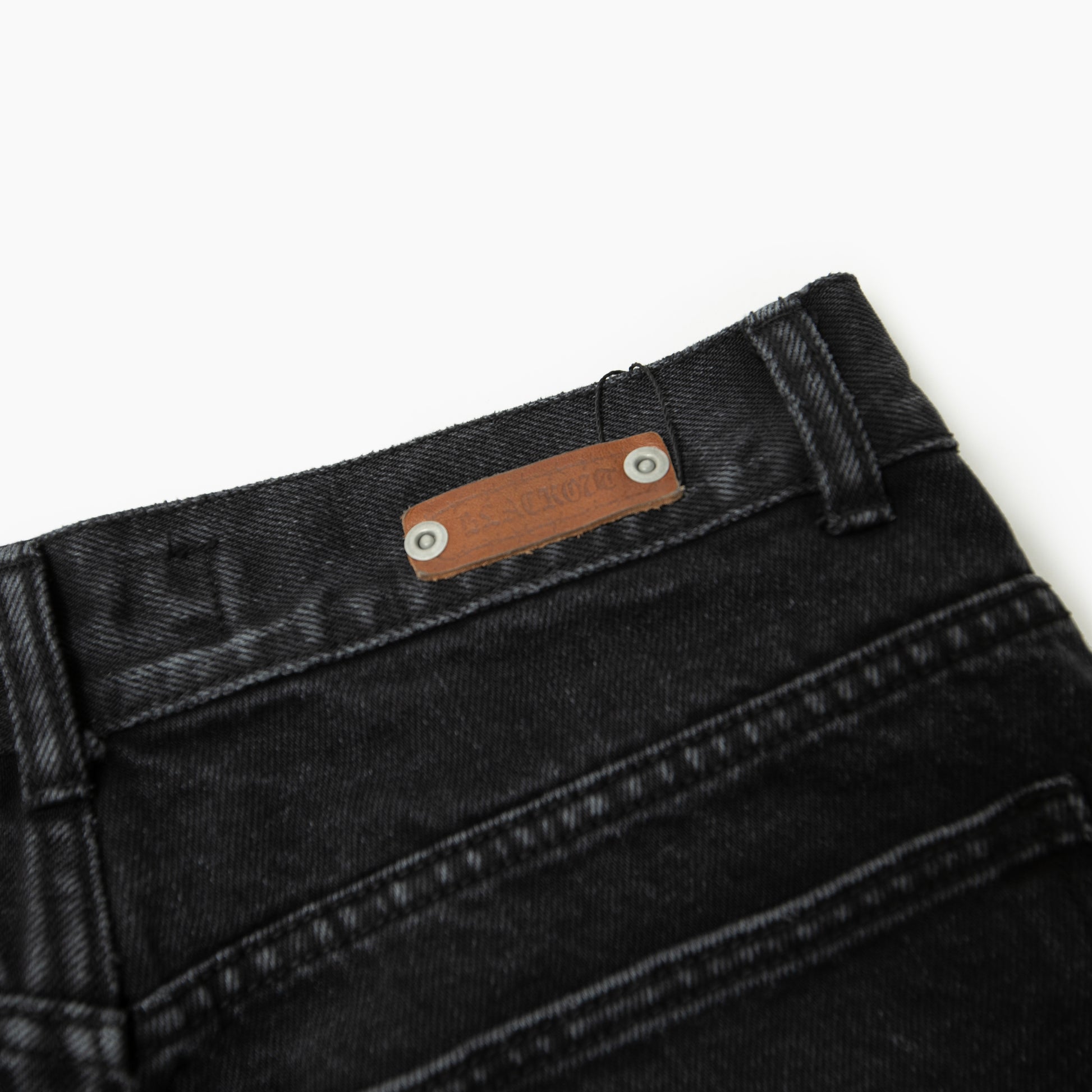 BLACKOUT BREAKER SHORTS BA26-SS1144