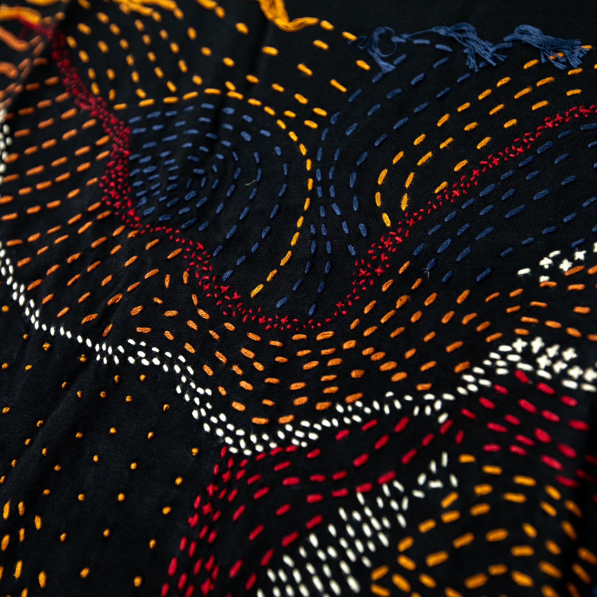 COUNTRYMADE HEATMAP STITCH T SHIRT
