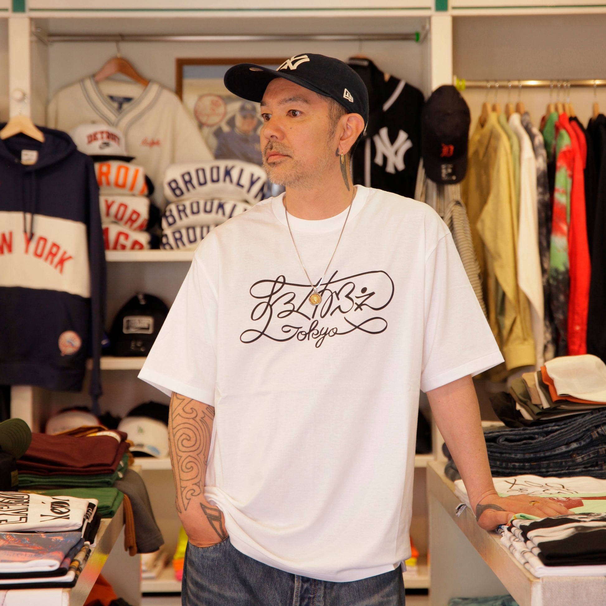 SURKU するくかふぇ TEE