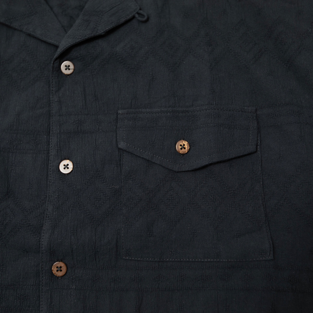 Expansion NY NOHO OPEN LINE SHIRTS
