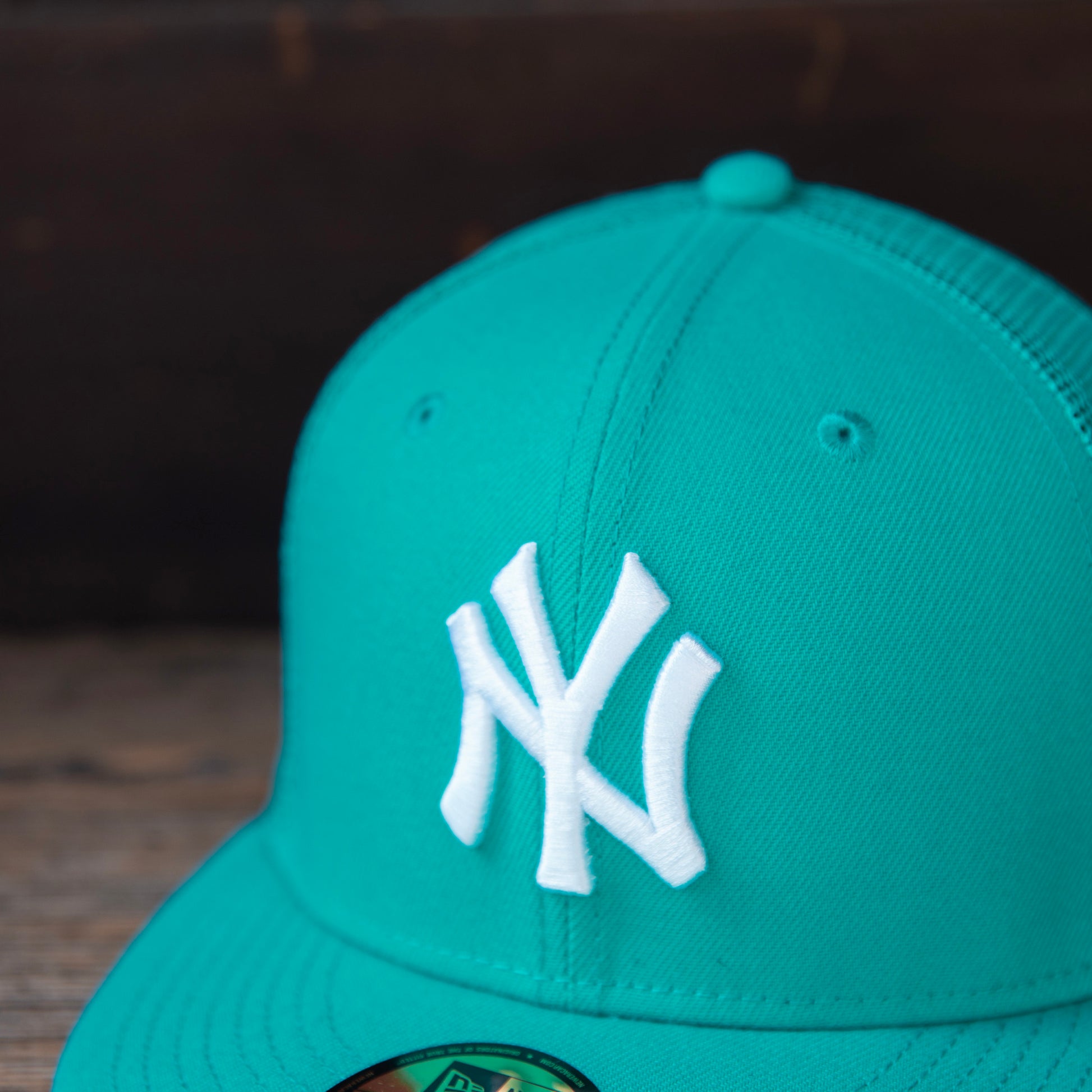 NEW ERA 59FIFTY トラッカー Beautiful Beach