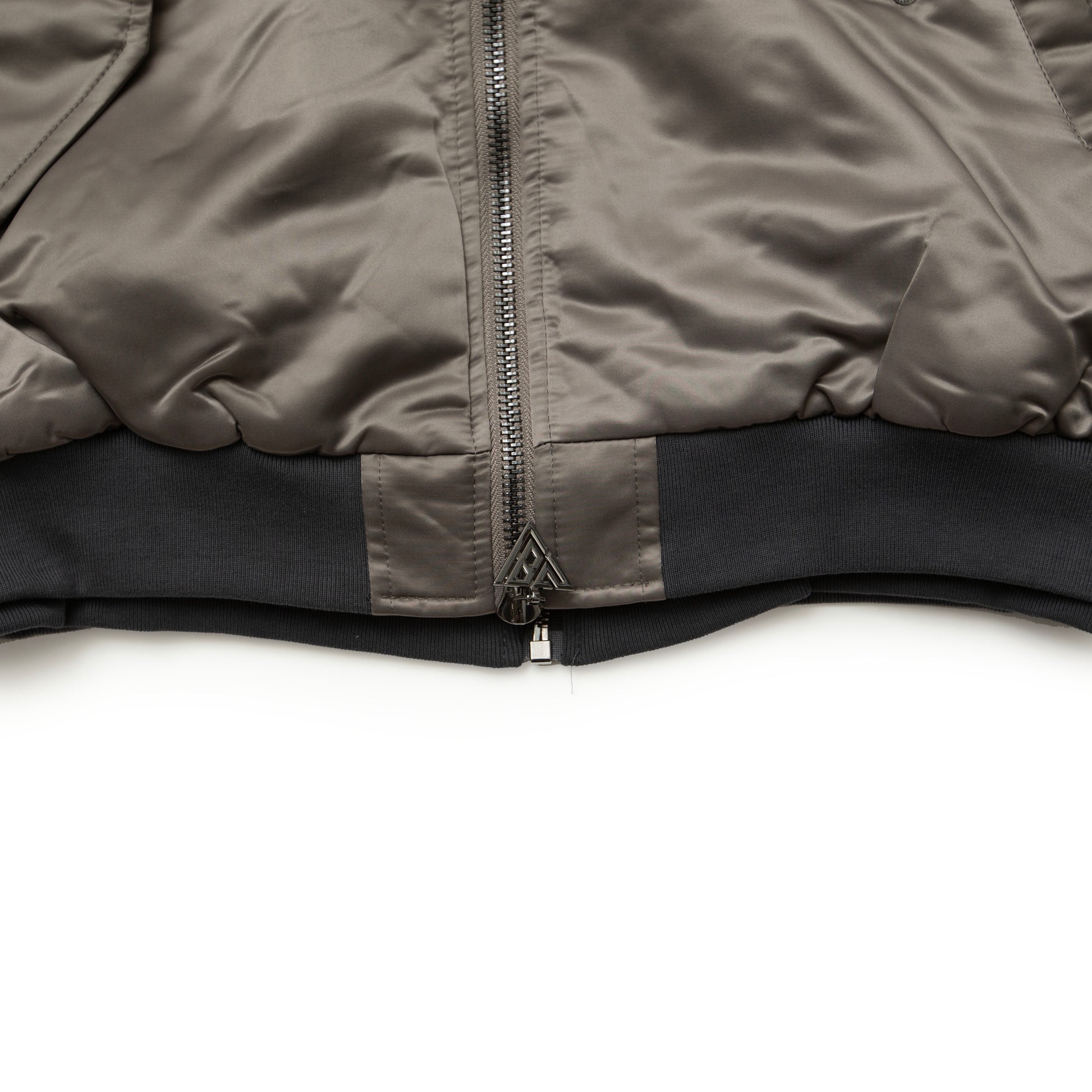 VALABASAS TRACEUR JACKET