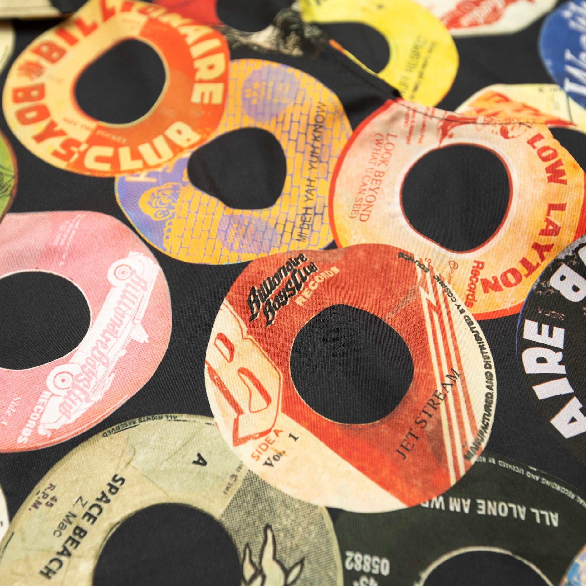 BILLIONAIRE BOYS CLUB BB TECHNIQUES CROPPED WIDE BODY BUTTON UP ALL OVER PRINT SHIRT