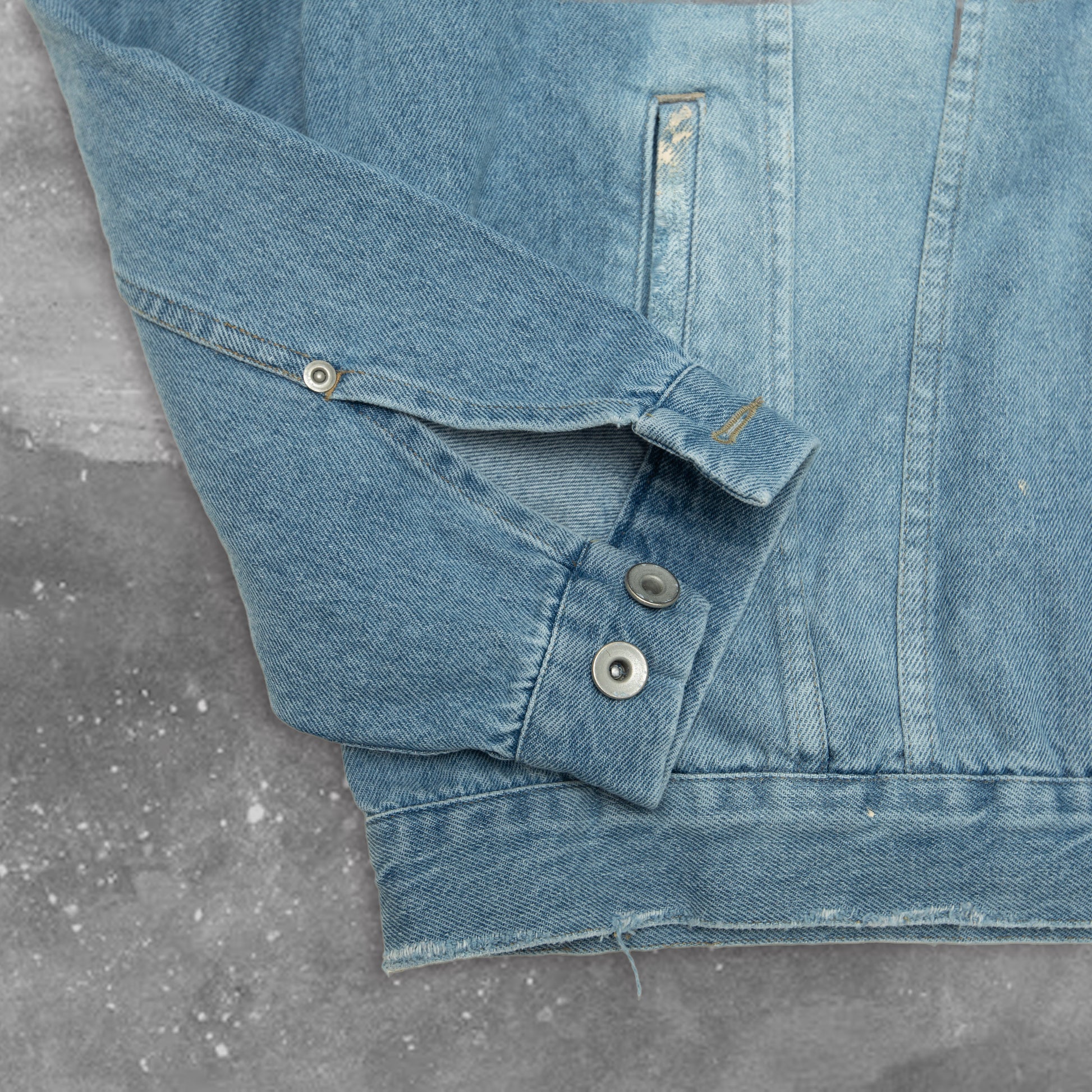 BLACKOUT HELL RAISER TEAR JKT