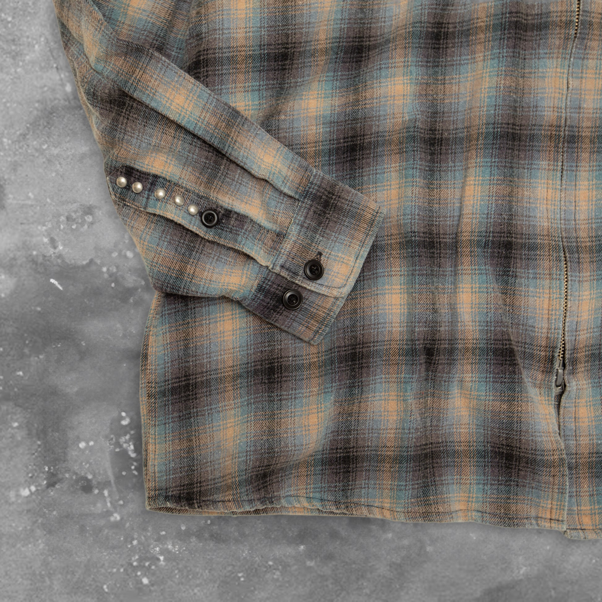 BLACKOUT GRAZE ZIP SHIRT HOODIE(lightweight)