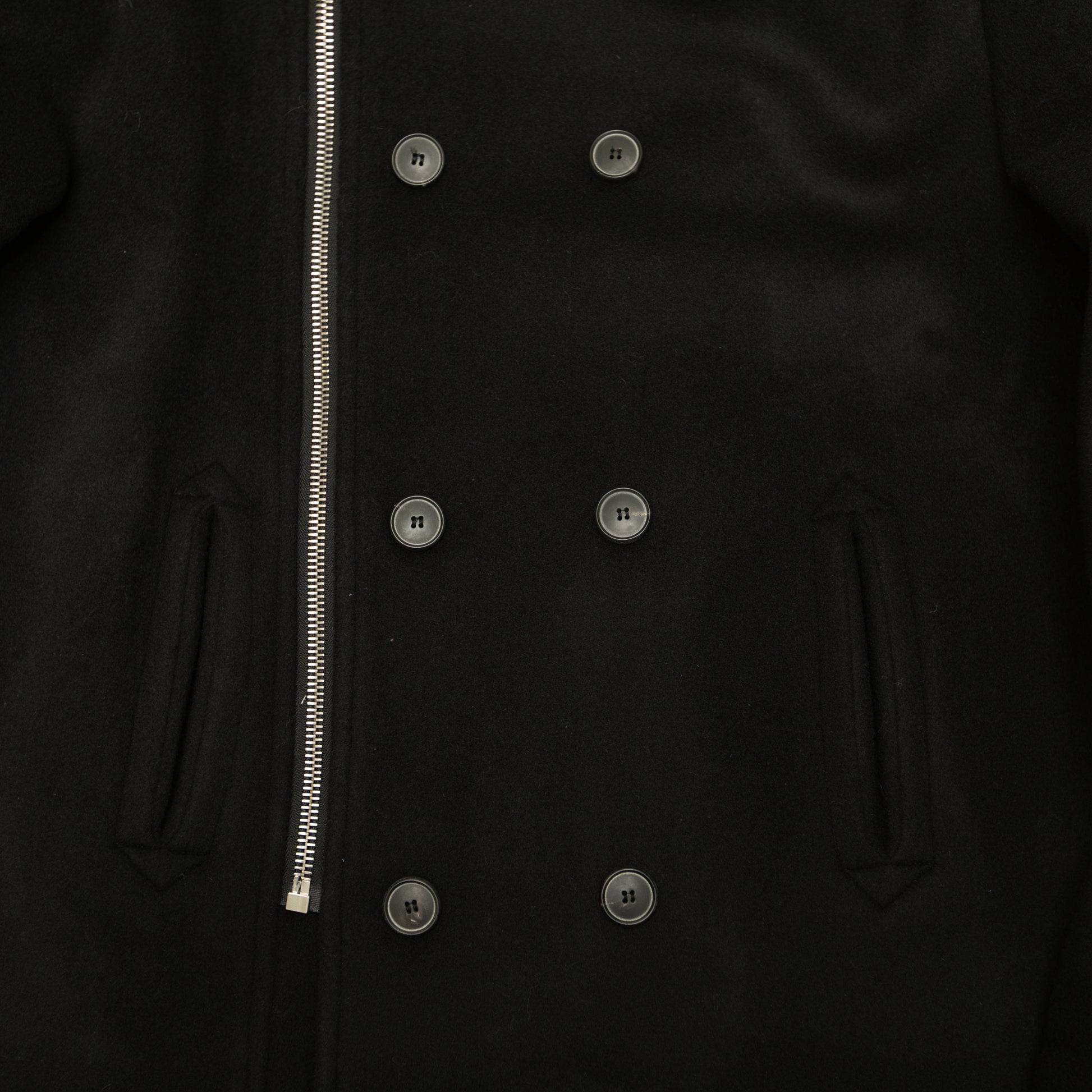 BLACKOUT COAT
