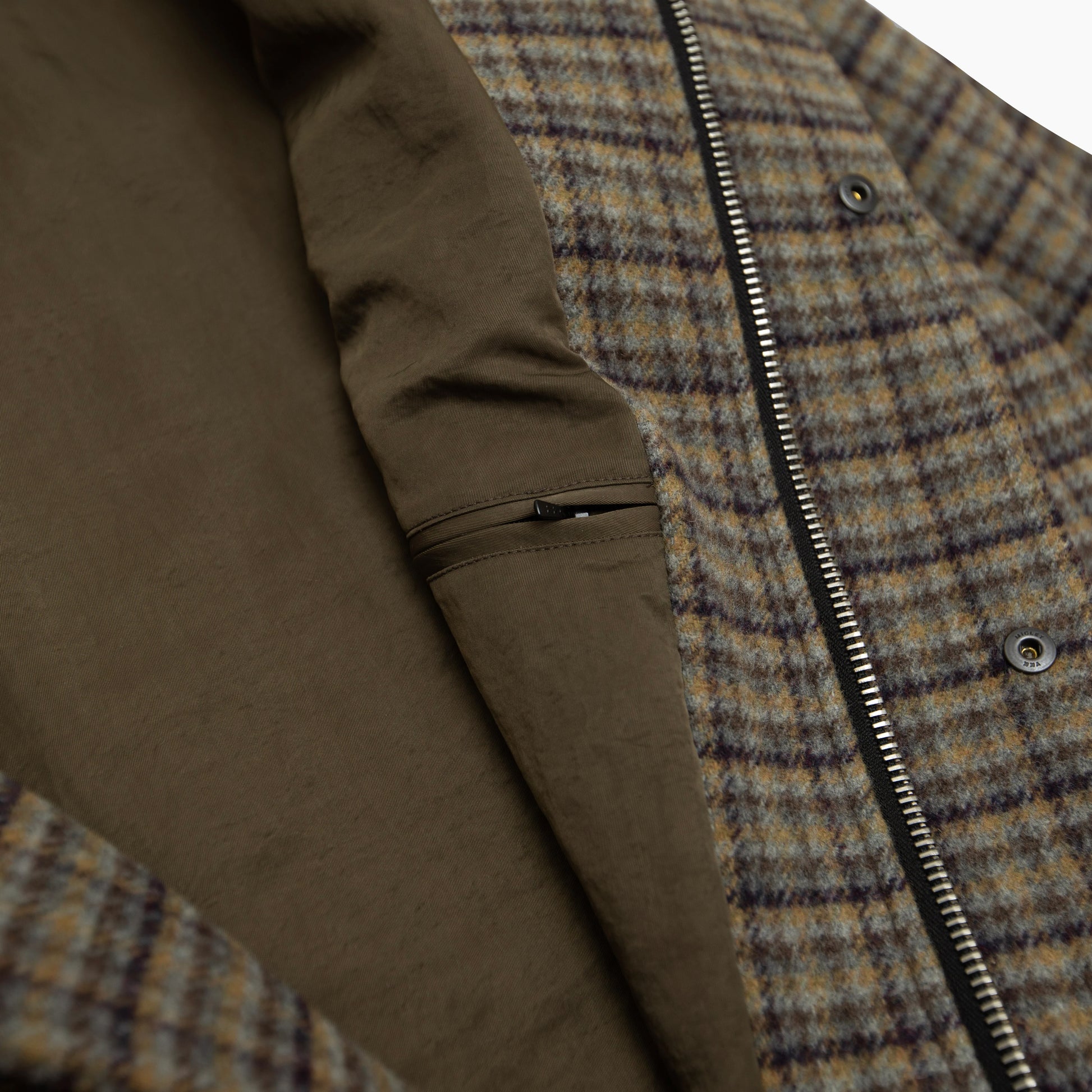 BLACKOUT "ROBE COAT (OVER) check"