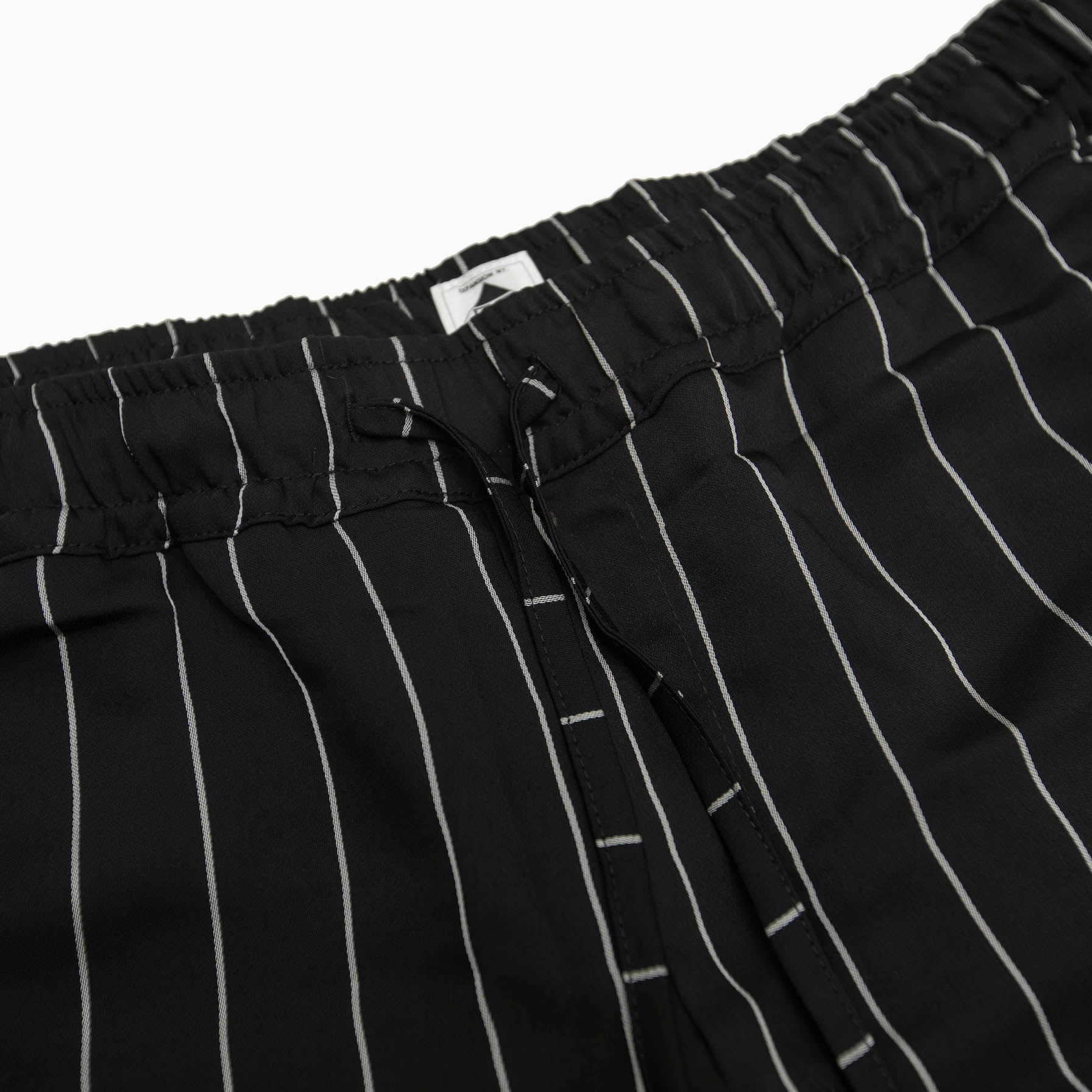 EXPANSION ny Saqaare Shorts