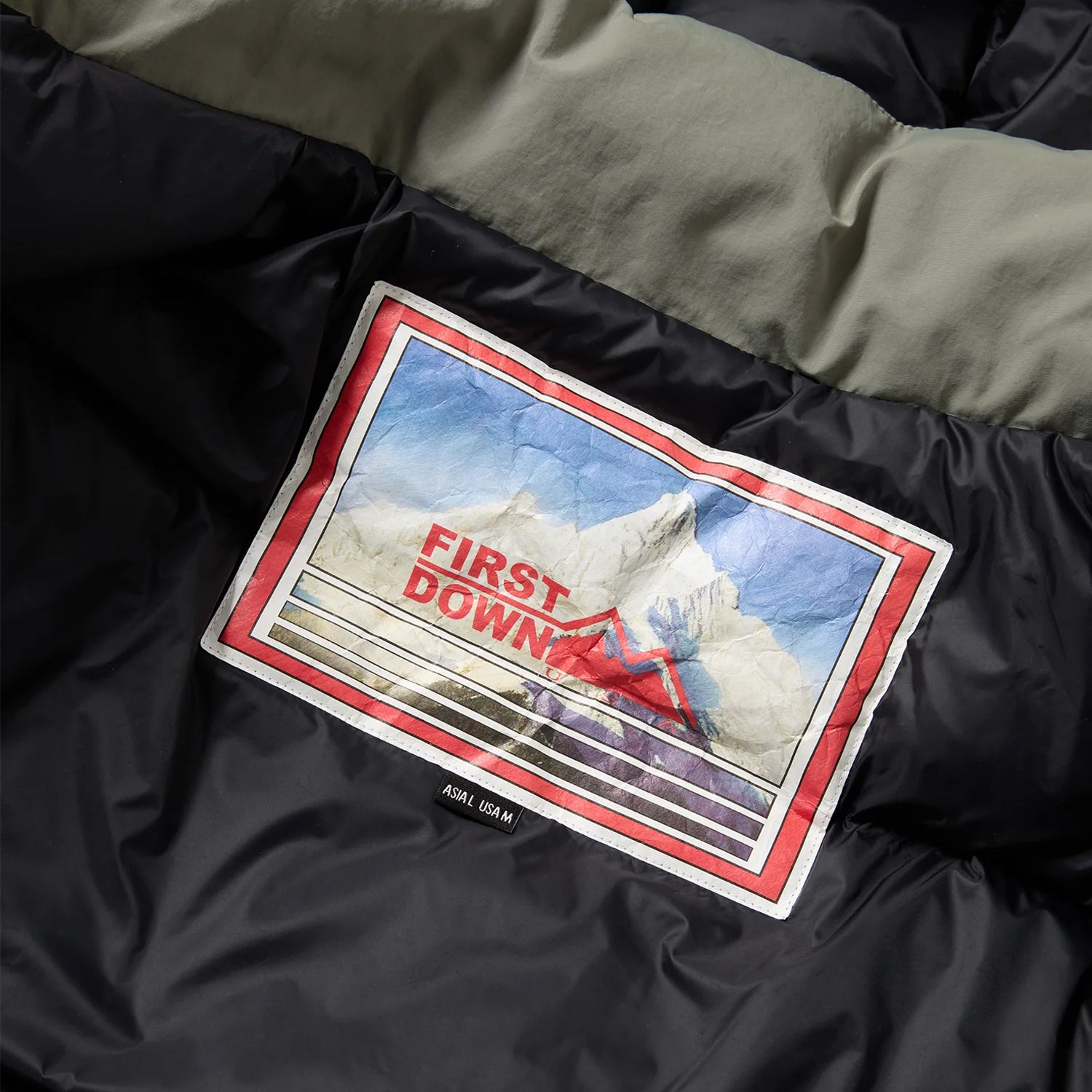 FIRST DOWN ARCHIVE DOWN JACKET