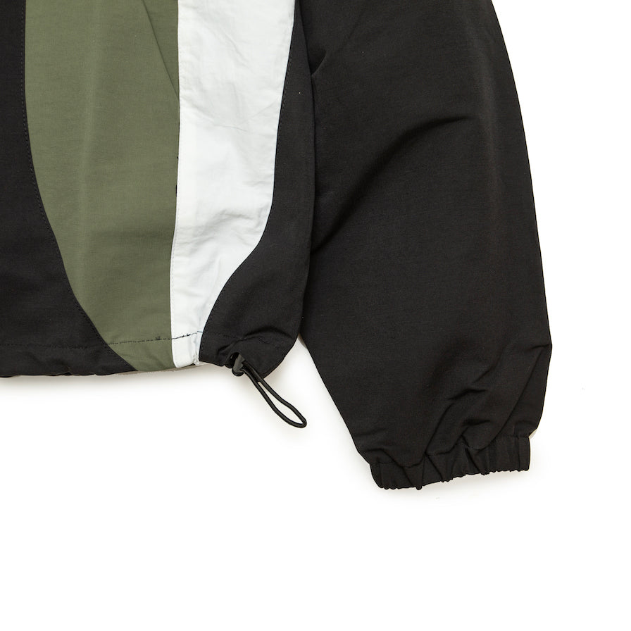 FOUND Sporting Club Pullover Jacket in green/black/cream