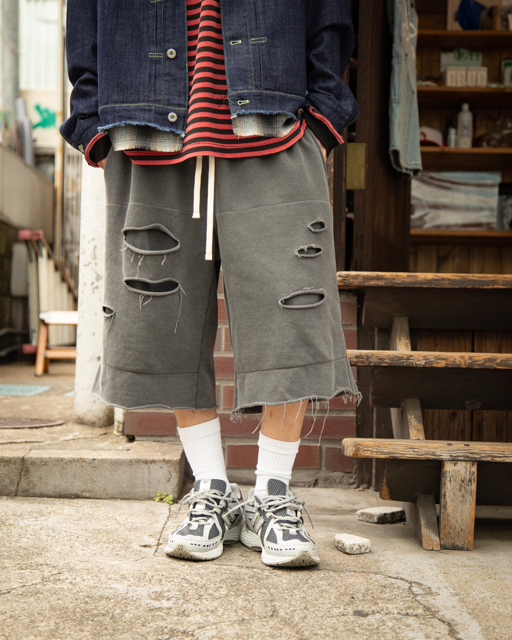 BLACKOUT MELVINS SHORTS BA26-SS1124 style image