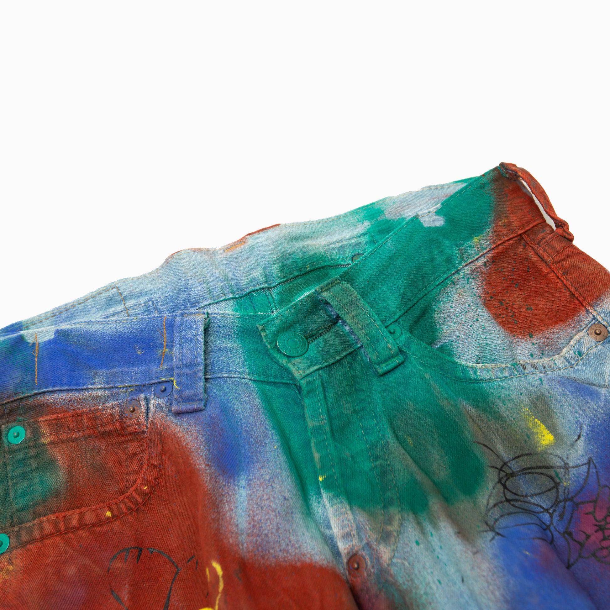 SKOLOCT SPRAY PAINTED JEANS