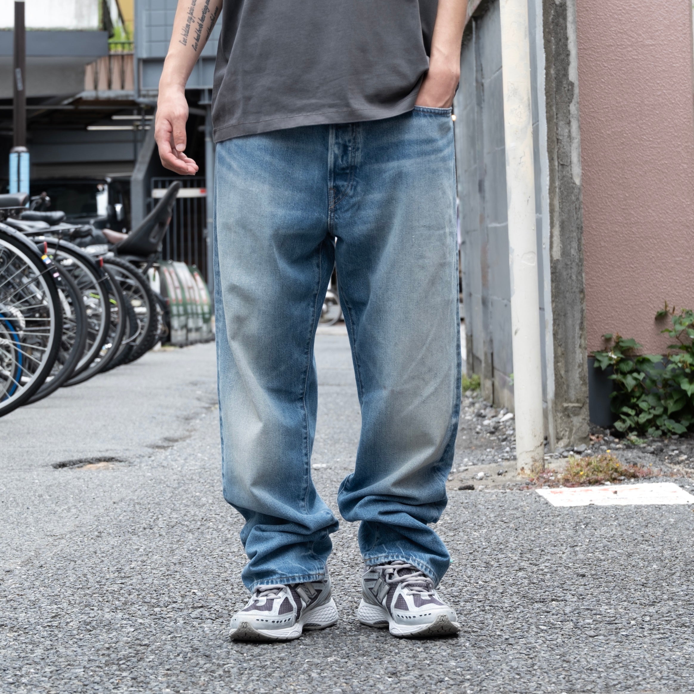 ITEM 04