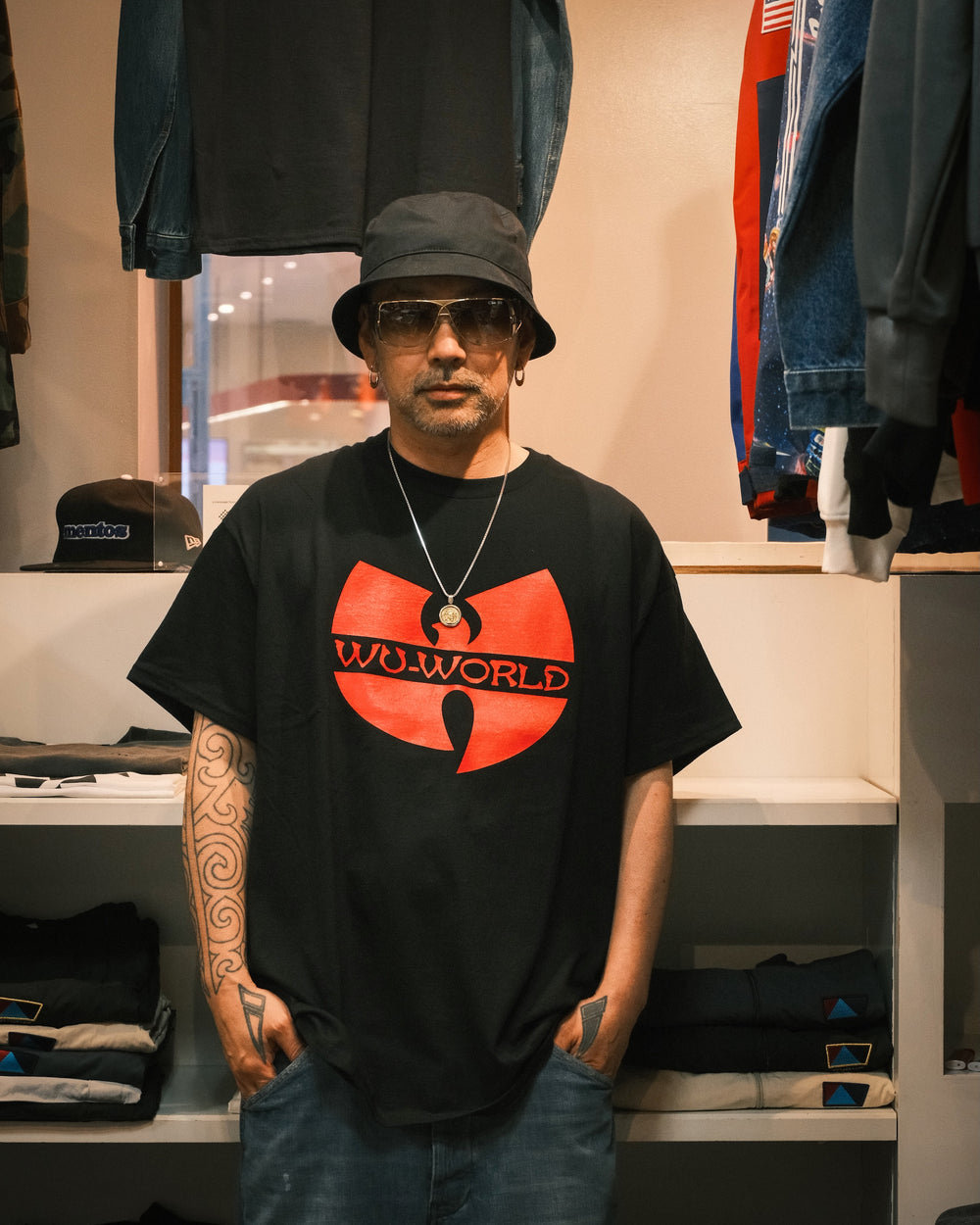WU-WORLD MEMBERS TEE SURKU 別注 style image