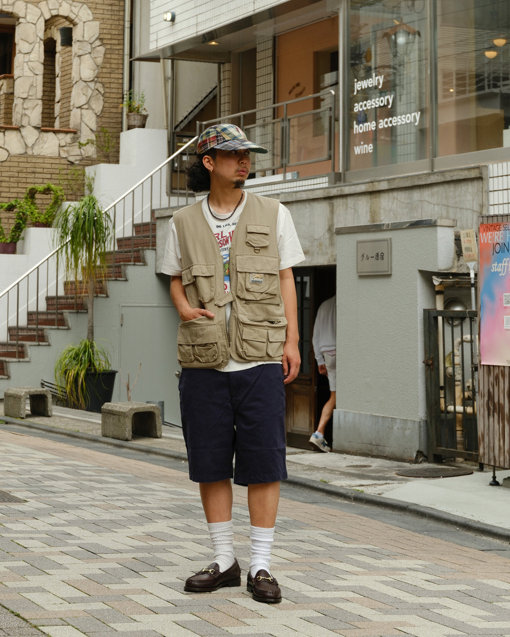 SEBAGO GILET style image
