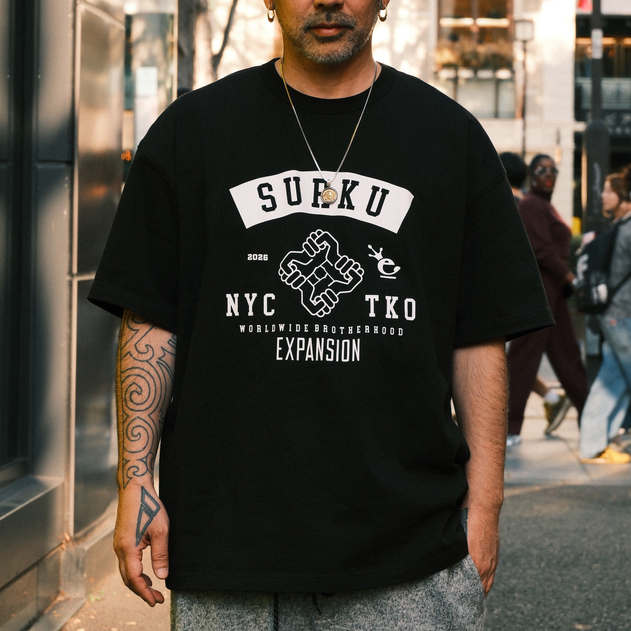 【ELEMENTS OF STYLE X EXP X SURKU】 Tee